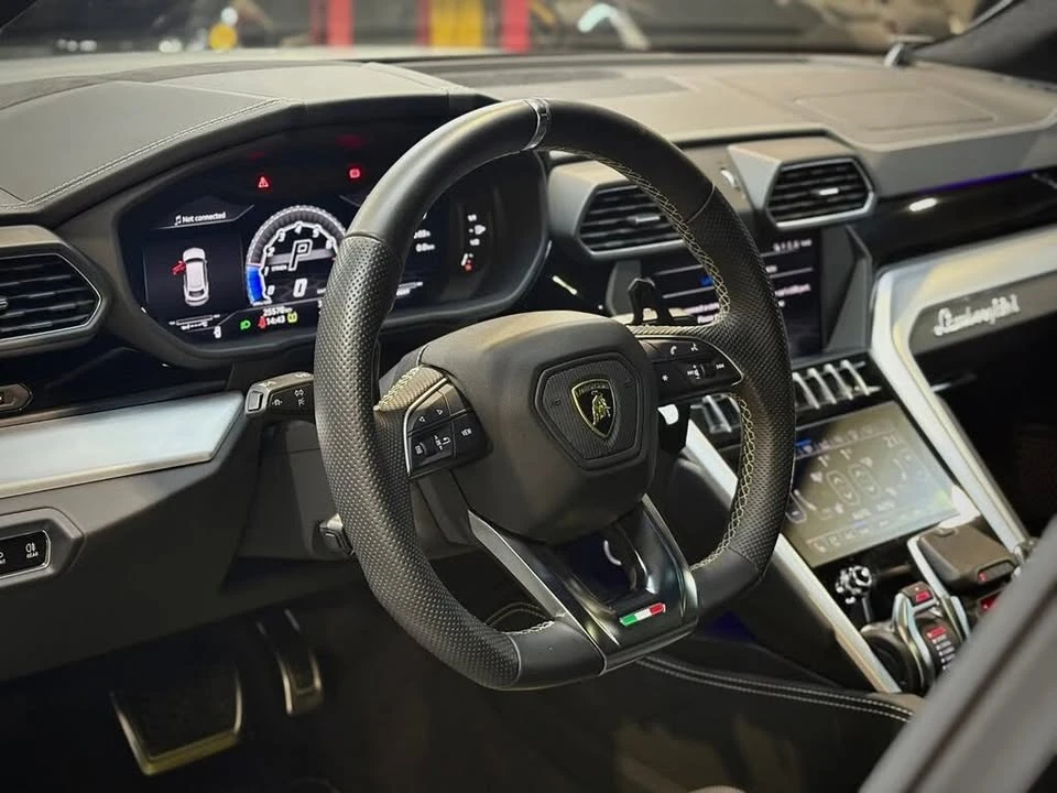 2019 Lamborghini Urus - Image 17 of 20