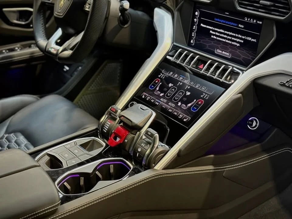 2019 Lamborghini Urus - Image 15 of 20