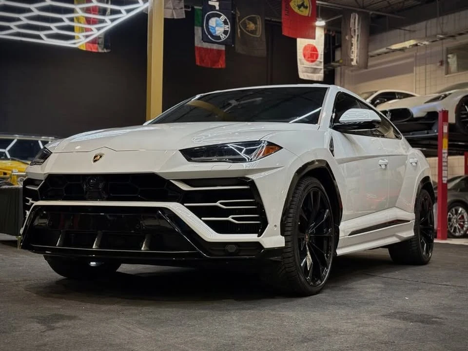 2019 Lamborghini Urus - Image 2 of 20