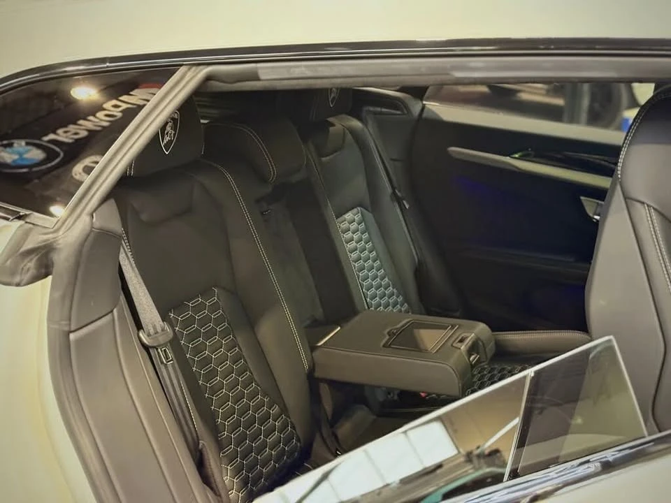 2019 Lamborghini Urus - Image 19 of 20