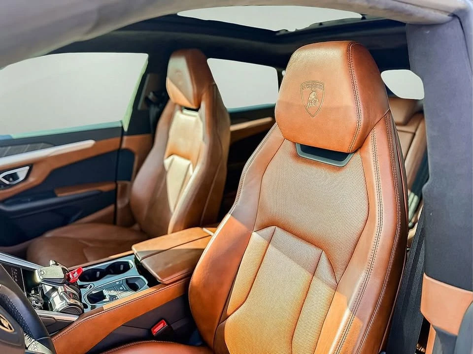 2019 Lamborghini Urus - Image 18 of 20
