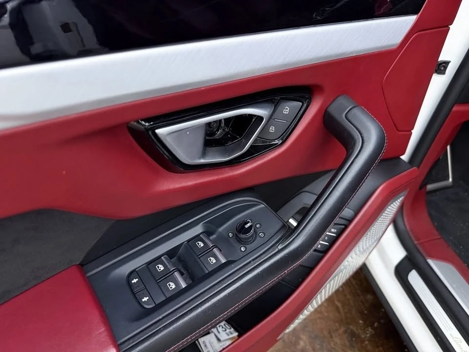 2019 Lamborghini Urus - Image 13 of 20