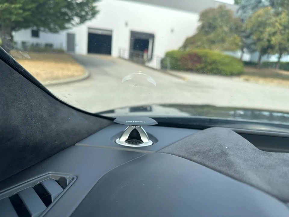 2019 Lamborghini Urus - Image 8 of 12