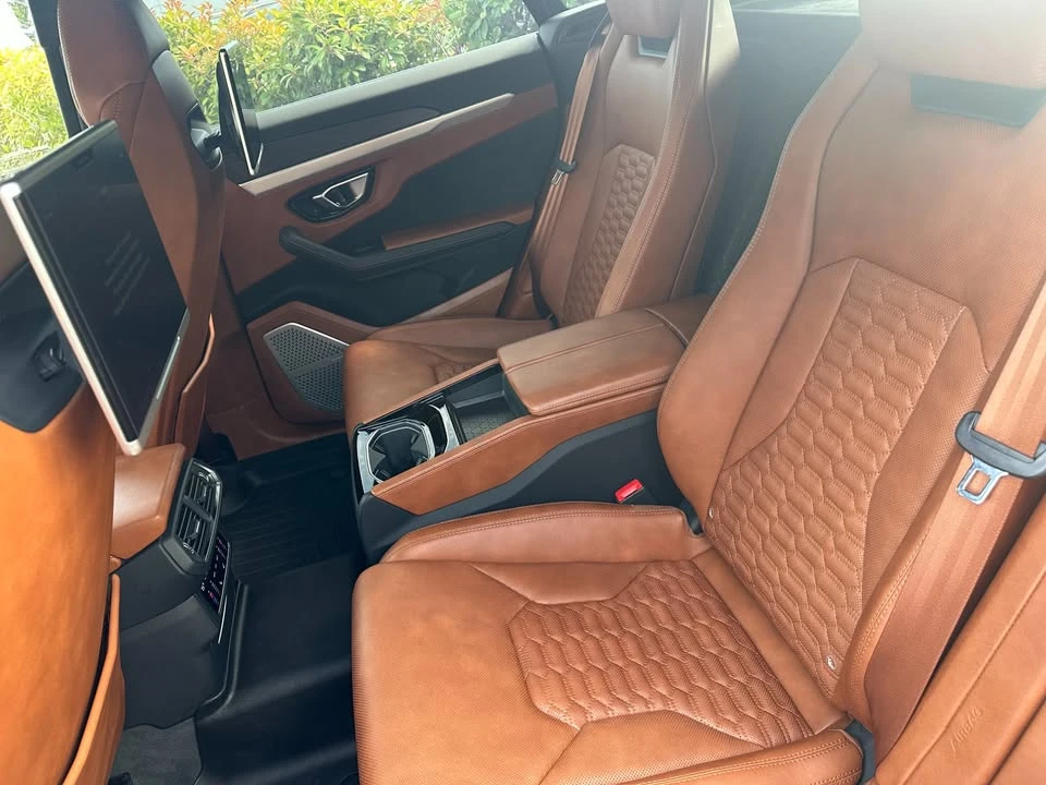 2019 Lamborghini Urus - Image 12 of 12
