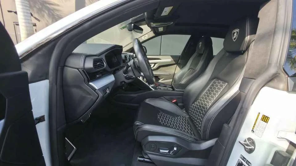 2019 Lamborghini Urus - Image 14 of 15
