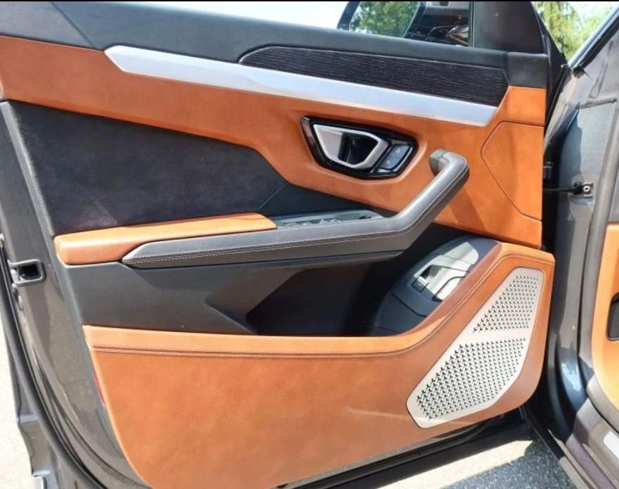 2019 Lamborghini Urus - Image 16 of 18