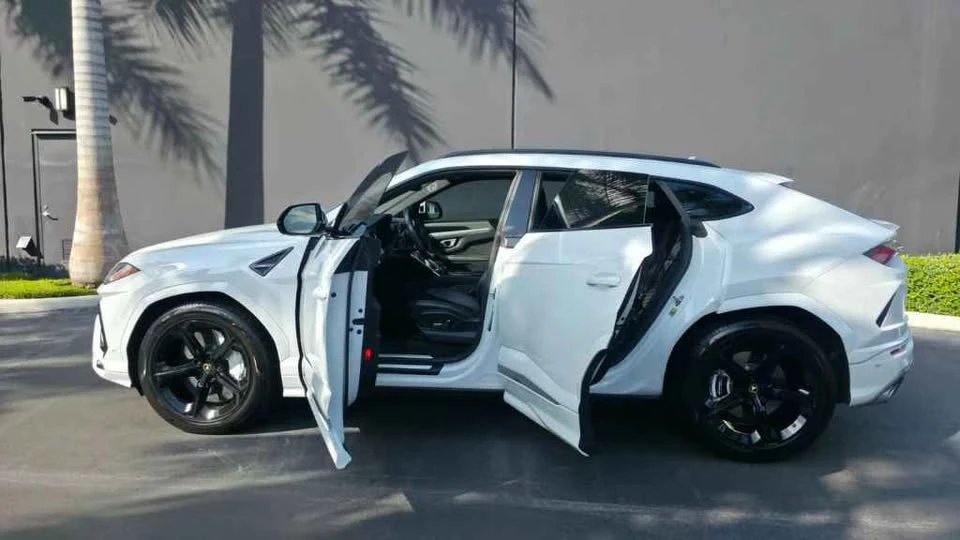 2019 Lamborghini Urus - Image 8 of 15