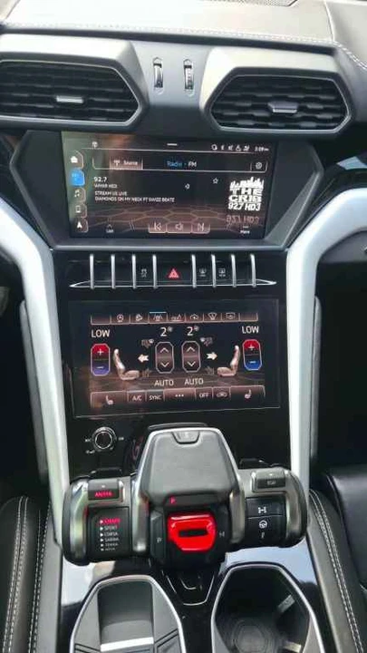 2019 Lamborghini Urus - Image 13 of 15