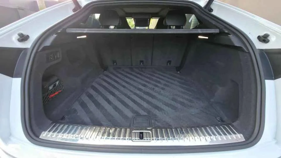 2019 Lamborghini Urus - Image 7 of 15