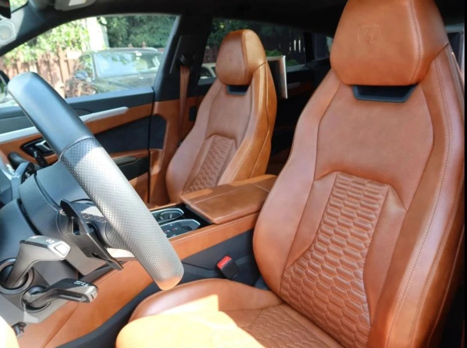 2019 Lamborghini Urus - Image 8 of 18