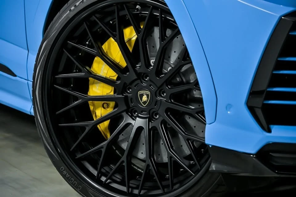 2019 Lamborghini Urus - Image 4 of 20