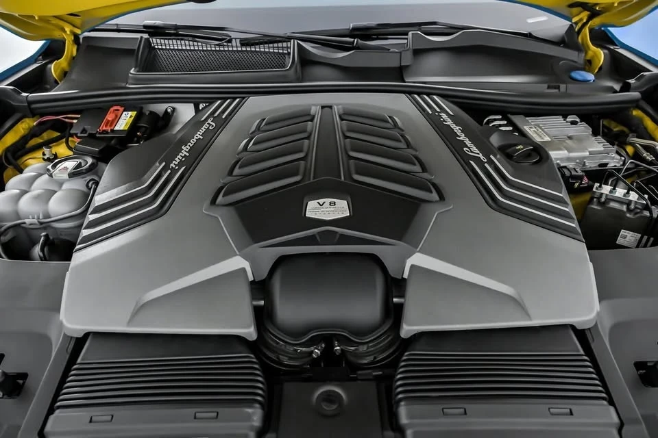 2019 Lamborghini Urus - Image 17 of 20