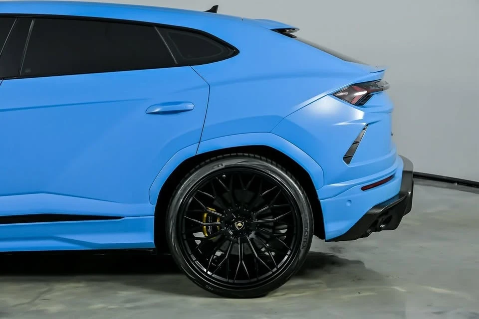 2019 Lamborghini Urus - Image 9 of 20