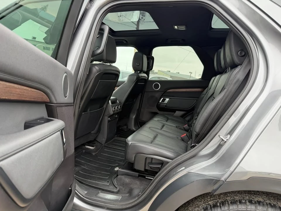 2019 Land Rover Discovery 5th Gen - Image 14 of 17