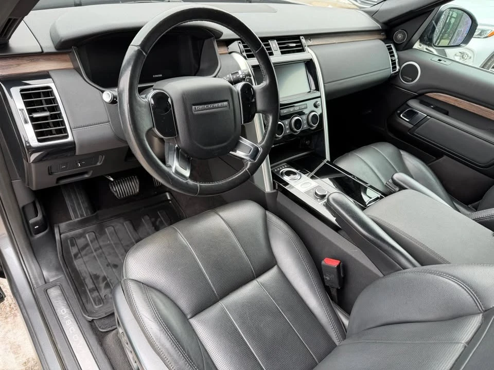 2019 Land Rover Discovery 5th Gen - Image 8 of 17