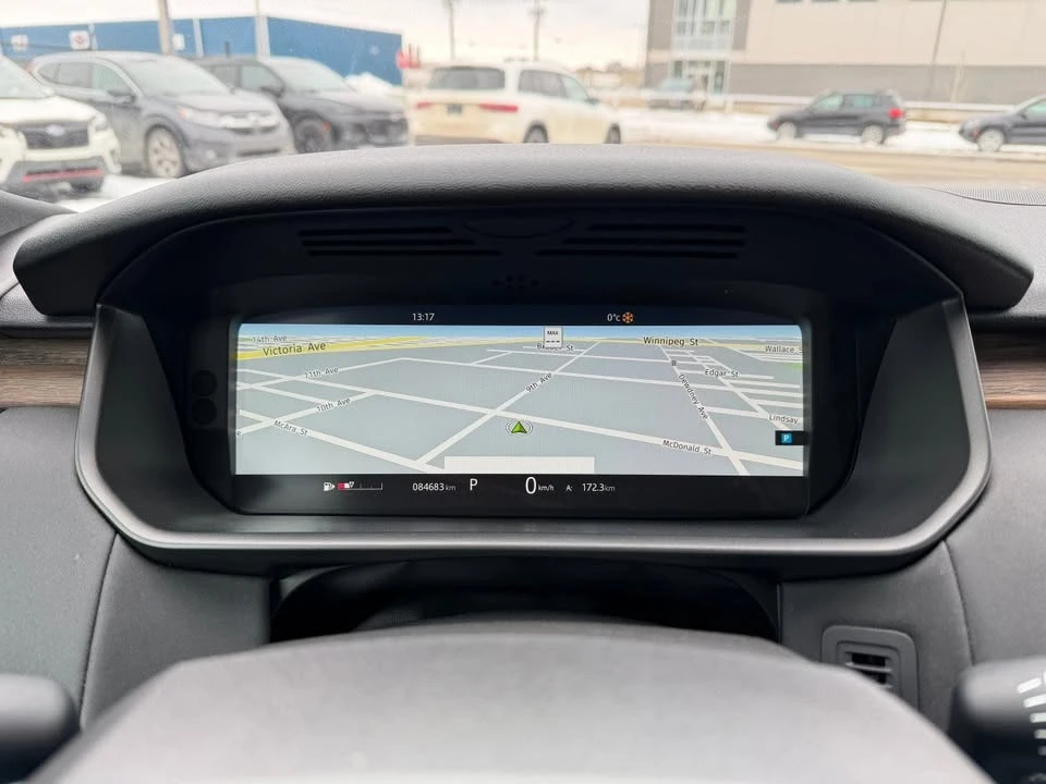 2019 Land Rover Discovery 5th Gen - Image 10 of 17