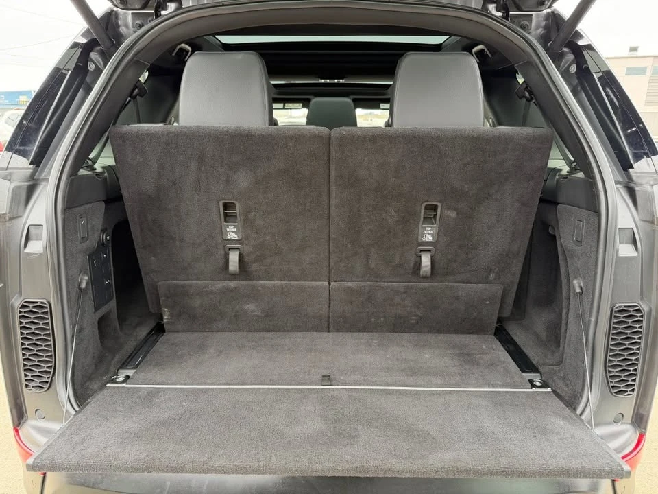 2019 Land Rover Discovery 5th Gen - Image 16 of 17