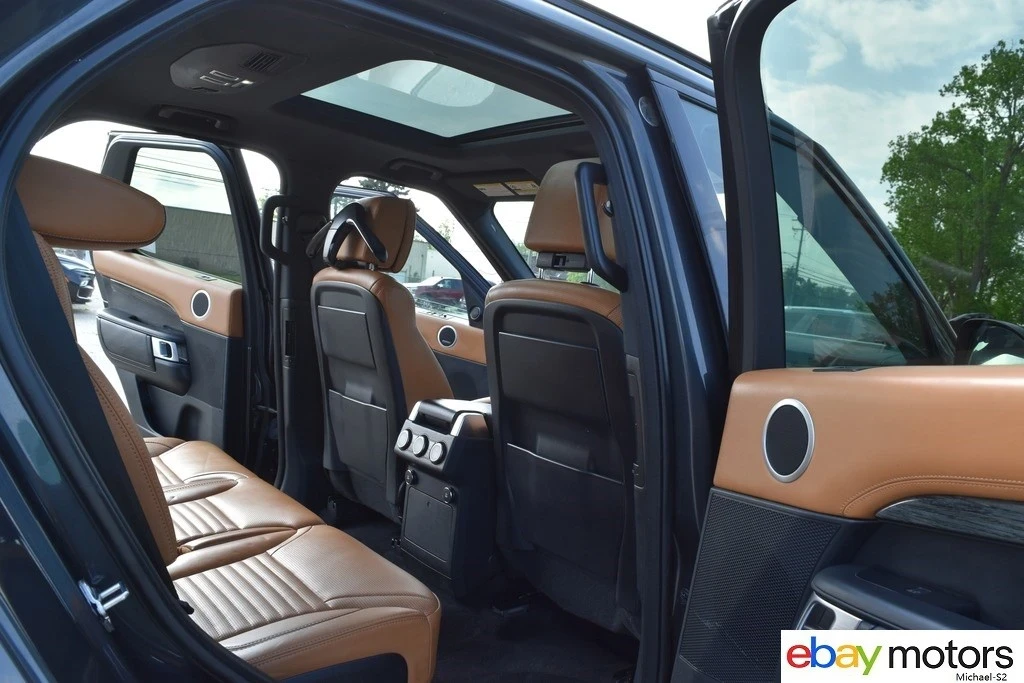 2019 Land Rover Discovery 5th Gen - Image 17 of 21