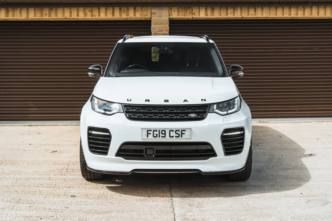 2019 Land Rover Discovery 5th Gen - Image 10 of 31