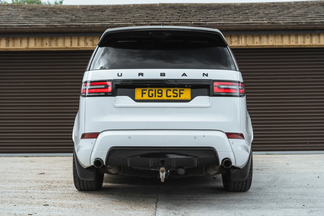 2019 Land Rover Discovery 5th Gen - Image 6 of 31