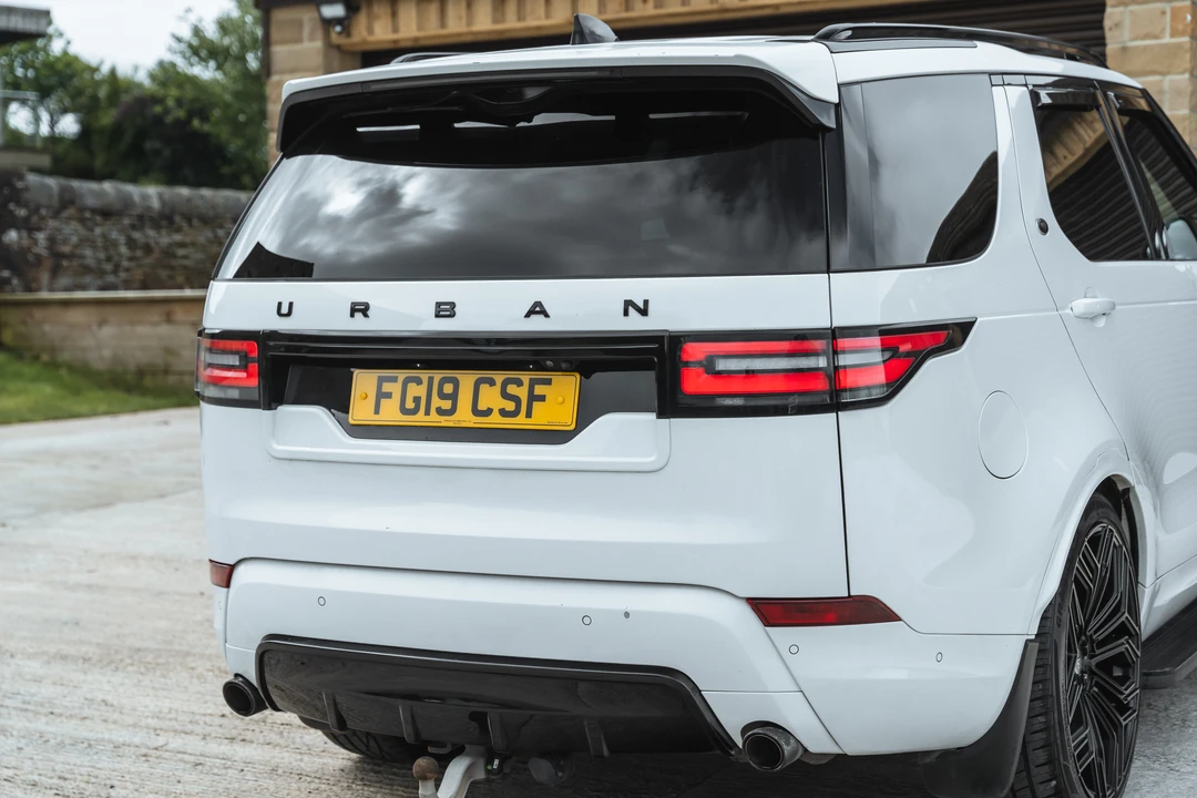 2019 Land Rover Discovery 5th Gen - Image 24 of 31