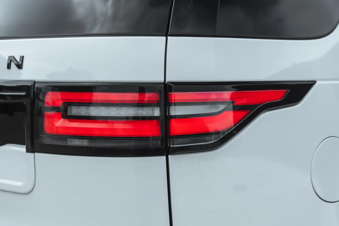 2019 Land Rover Discovery 5th Gen - Image 30 of 31