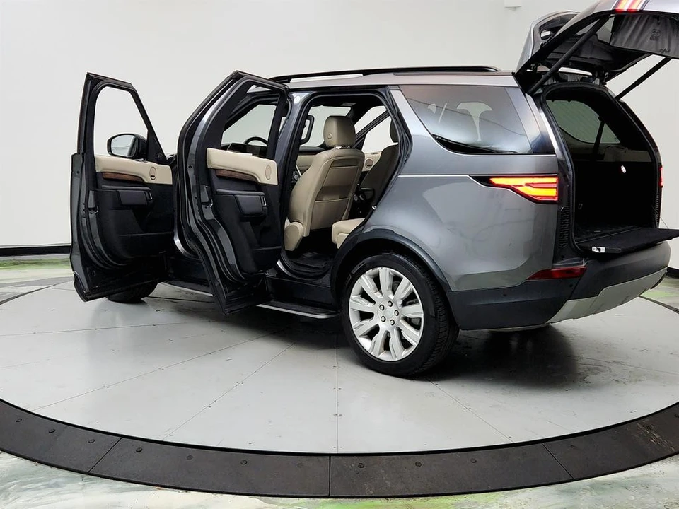 2019 Land Rover Discovery 5th Gen - Image 12 of 12