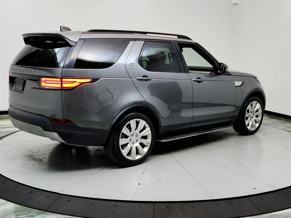 2019 Land Rover Discovery 5th Gen - Image 5 of 12