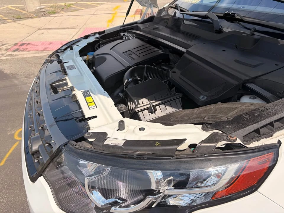 2019 Land Rover Discovery 5th Gen - Image 7 of 14