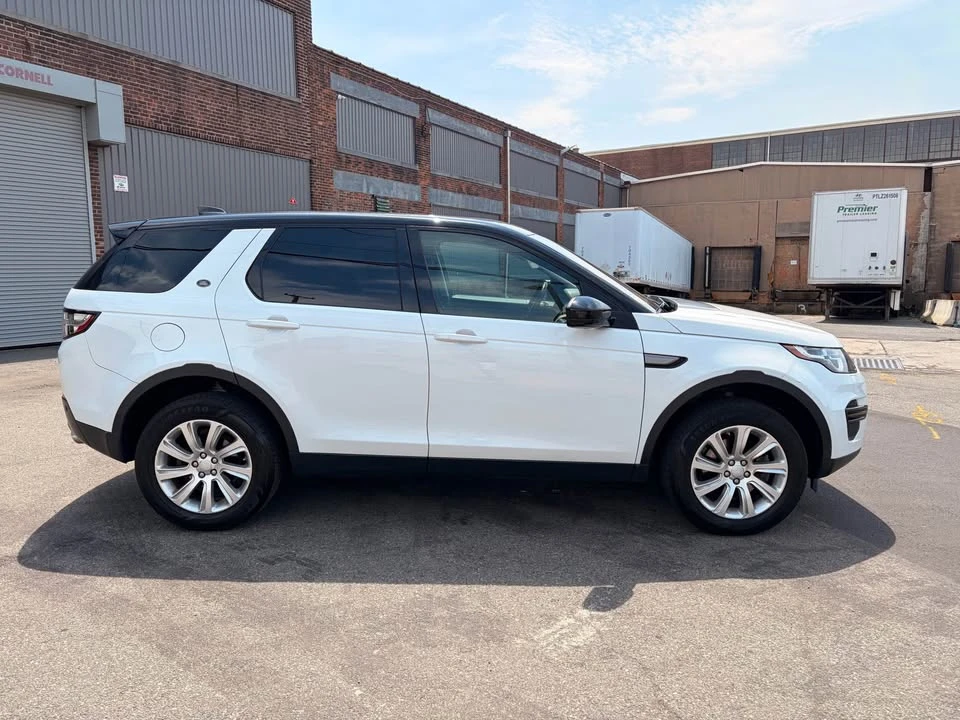 2019 Land Rover Discovery 5th Gen - Image 10 of 14