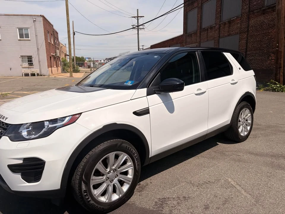 2019 Land Rover Discovery 5th Gen - Image 2 of 14