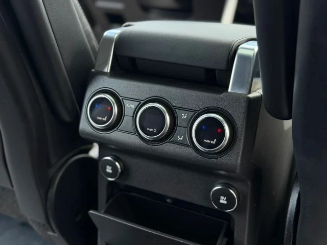 2019 Land Rover Discovery 5th Gen - Image 13 of 21