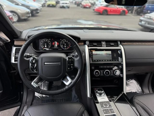 2019 Land Rover Discovery 5th Gen - Image 15 of 21