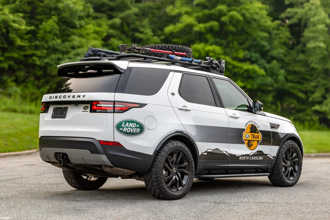 2019 Land Rover Discovery 5th Gen - Image 14 of 31