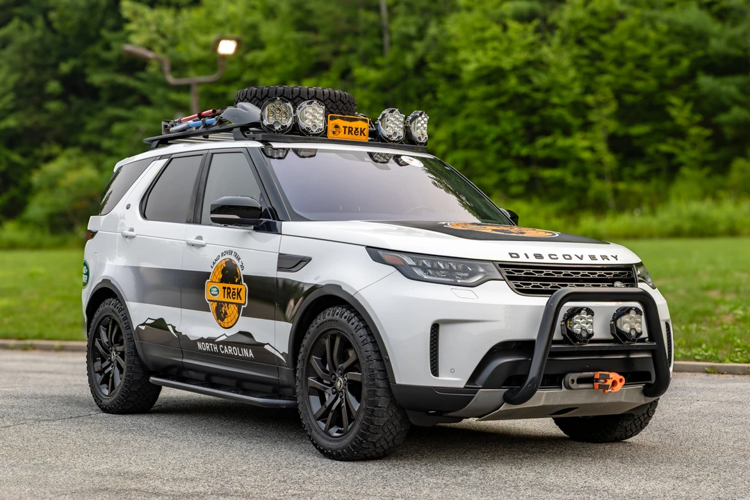 2019 Land Rover Discovery 5th Gen - Image 3 of 31