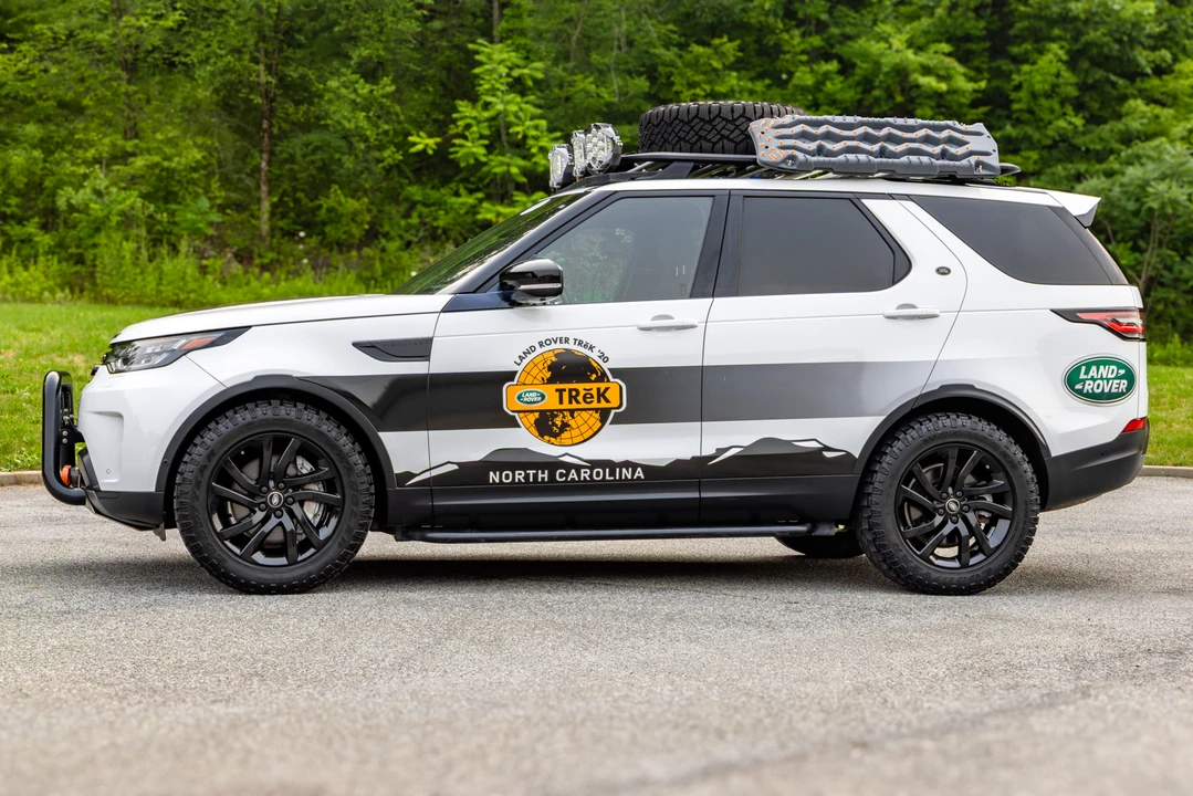 2019 Land Rover Discovery 5th Gen - Image 10 of 31