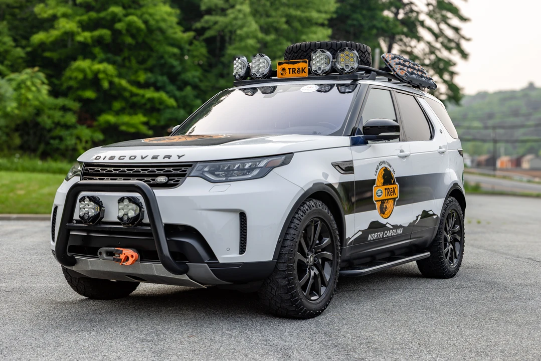 2019 Land Rover Discovery 5th Gen - Image 9 of 31