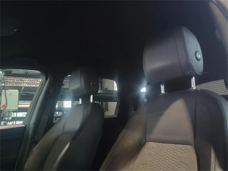 2019 Land Rover Discovery 5th Gen - Image 14 of 31