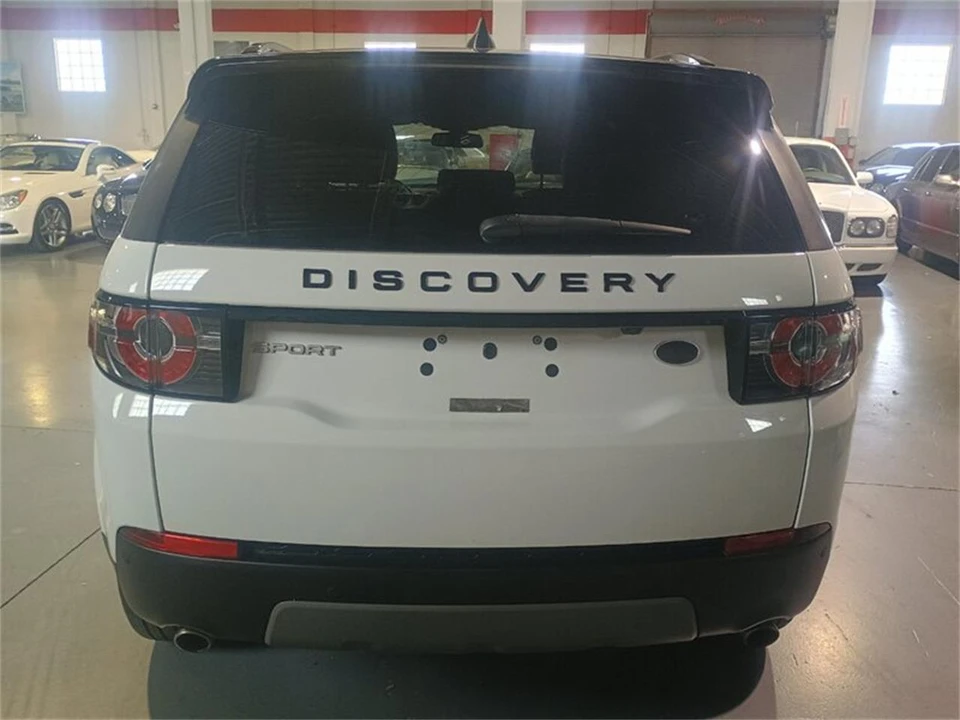 2019 Land Rover Discovery 5th Gen - Image 4 of 31