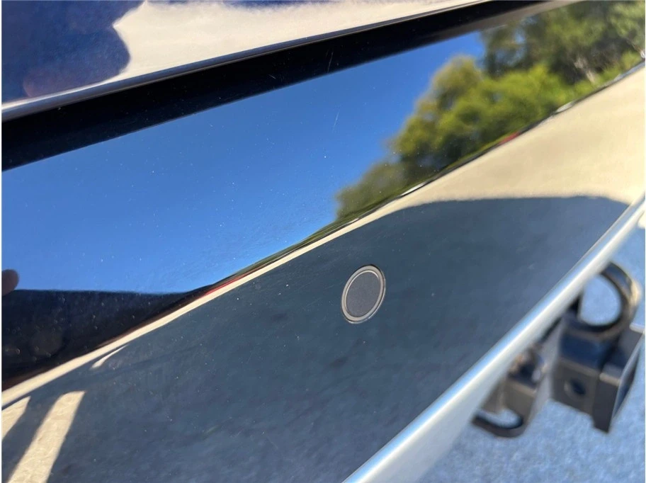 2019 Land Rover Discovery 5th Gen - Image 15 of 21