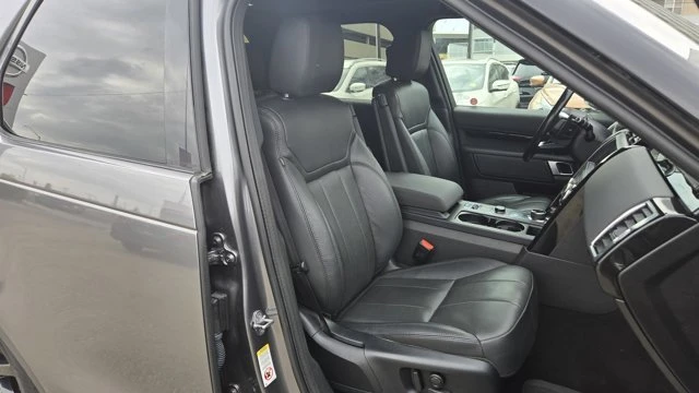 2019 Land Rover Discovery 5th Gen - Image 18 of 20