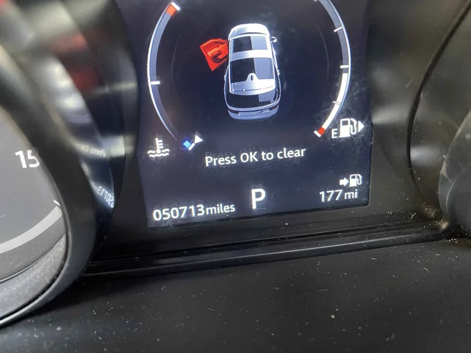 2019 Land Rover Discovery 5th Gen - Image 9 of 11
