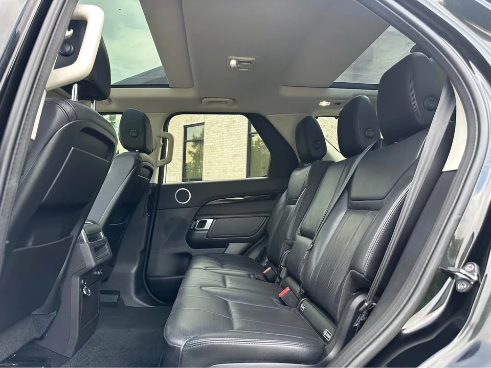 2019 Land Rover Discovery 5th Gen - Image 8 of 12