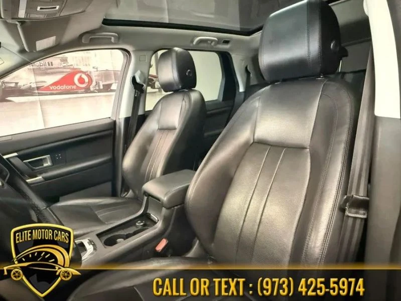 2019 Land Rover Discovery 5th Gen - Image 8 of 12