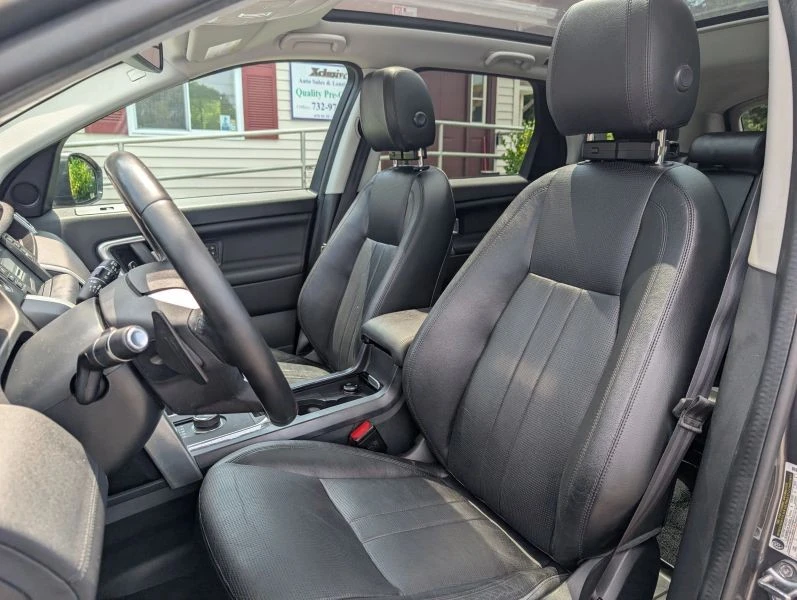 2019 Land Rover Discovery 5th Gen - Image 9 of 12
