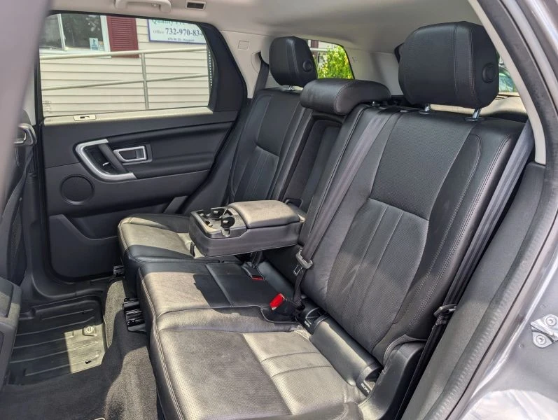 2019 Land Rover Discovery 5th Gen - Image 10 of 12