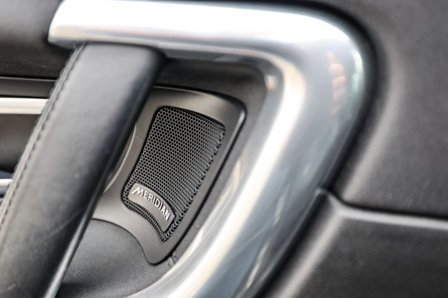 2019 Land Rover Discovery - Image 18 of 31