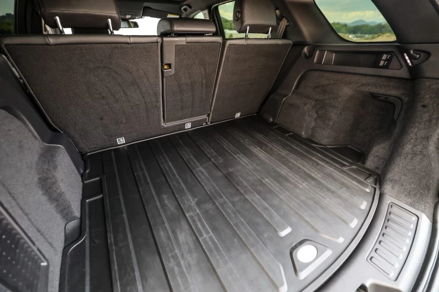 2019 Land Rover Discovery - Image 31 of 31