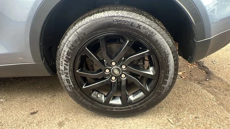 2019 Land Rover Discovery 5th Gen - Image 10 of 12