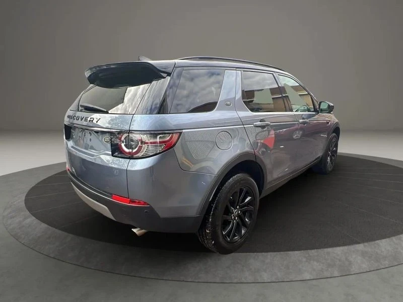 2019 Land Rover Discovery 5th Gen - Image 5 of 12
